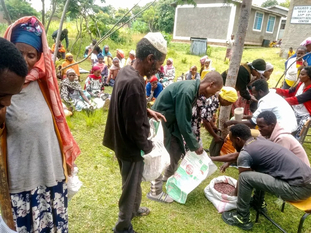 Beneficiary households receiving inputs